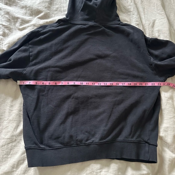 Black maternity hoodie - Picture 3 of 3